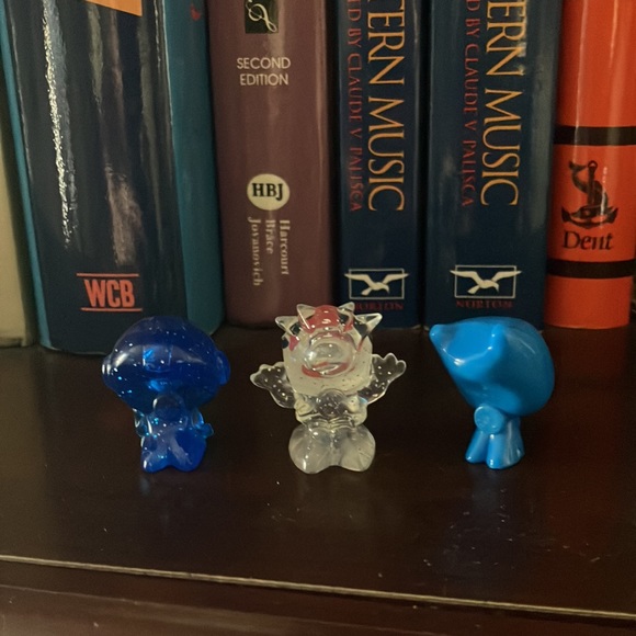 Trio of Gogo Crazy Bones Series 2 Evolution Figures - Picture 2 of 5